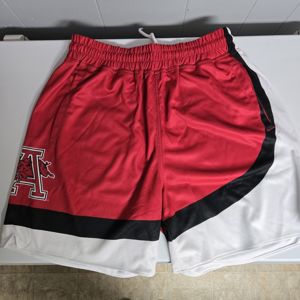 Arkansas Razorback Sz L OFFICIAL SLAM SHORTS